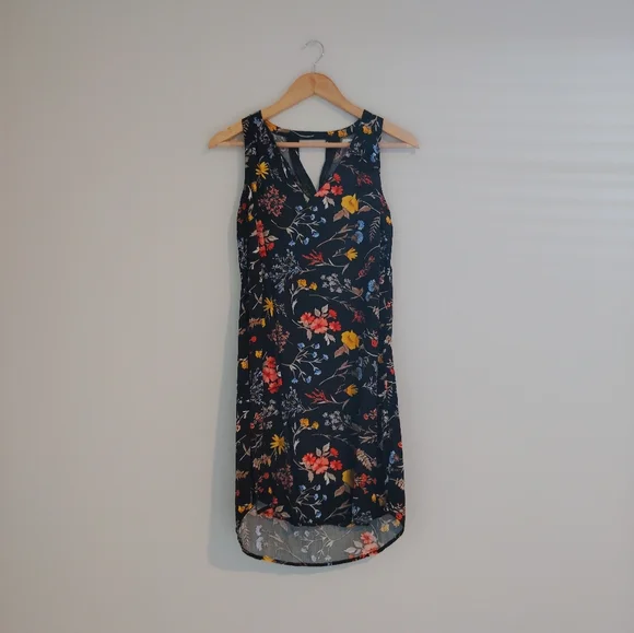 Old Navy Floral Sleeveless Dress - Picture 3 of 8